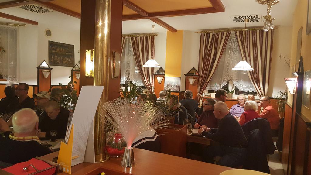 Pension Wasunger Tor Майнинген Экстерьер фото